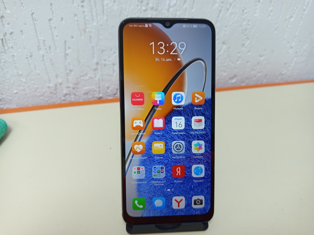 Смартфон Huawei Nova Y61 4/64