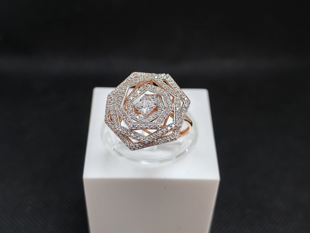 КОЛЬЦО С КАМНЯМИ (Au 585)