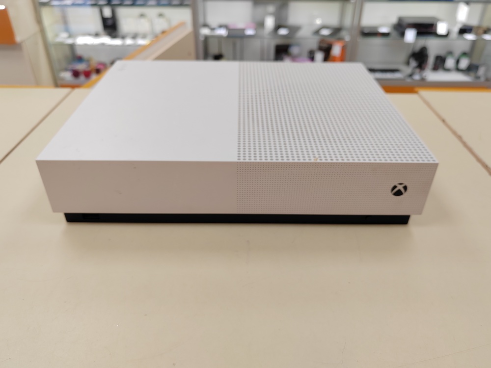 Игровая приставка Xbox One S 1TB