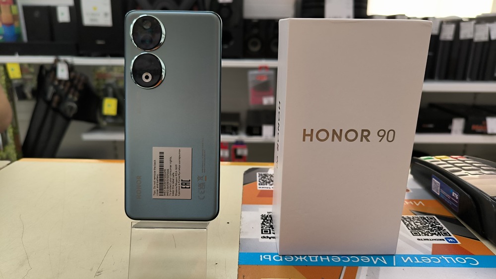 Смартфон Honor 90 8/256