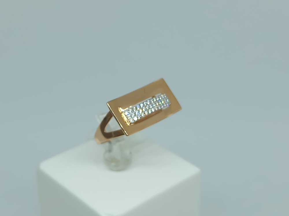 КОЛЬЦО С КАМНЯМИ (Au 585)