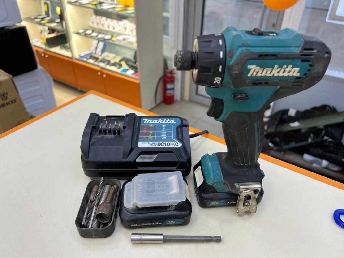 Шуруповерт Makita DF033D