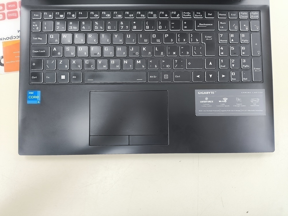 Ноутбук Gigabite;  Core I5-11400H, GeForce RTX 3050, 16 Гб, 512 GB, Нет