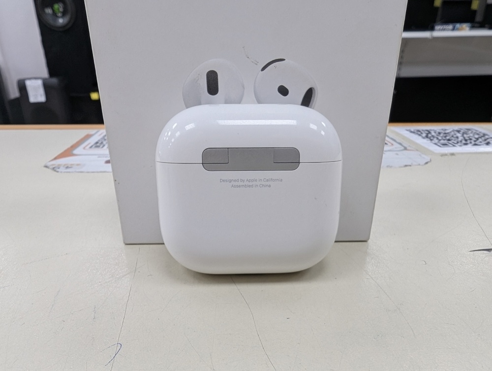 Наушники беспроводные Apple AirPods 4 Без ANC