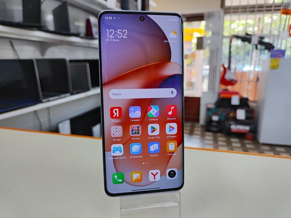 Смартфон Xiaomi Redmi Note 13 Pro+ 8/256