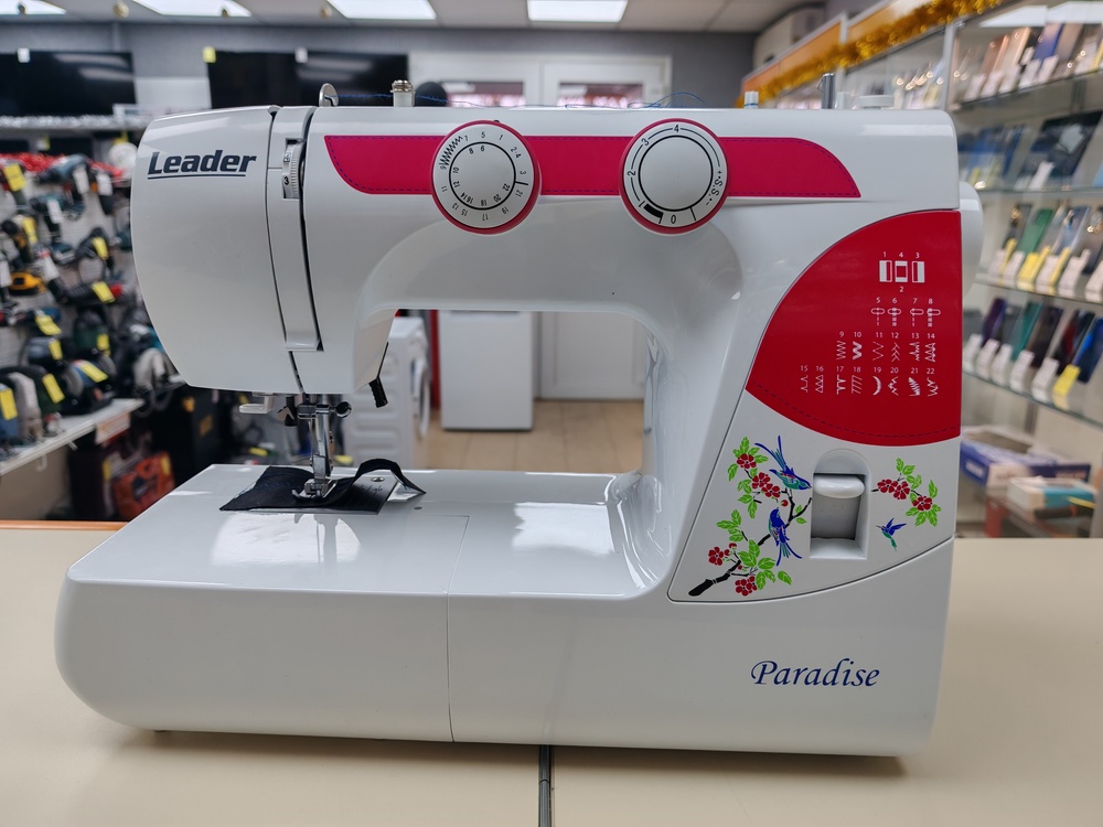 Швейная машина Leader Paradise