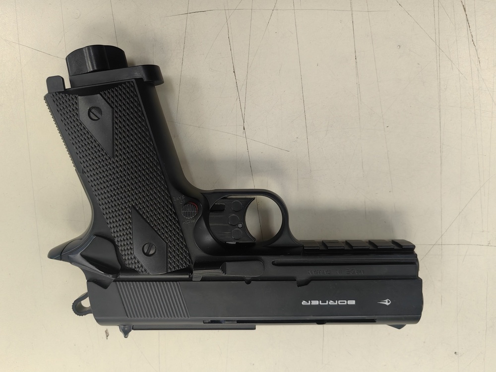 Пневматика Пистолет Borner WC401