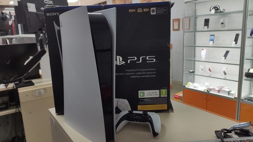 Игровая приставка PlayStation 5 Digital Edition 825Gb