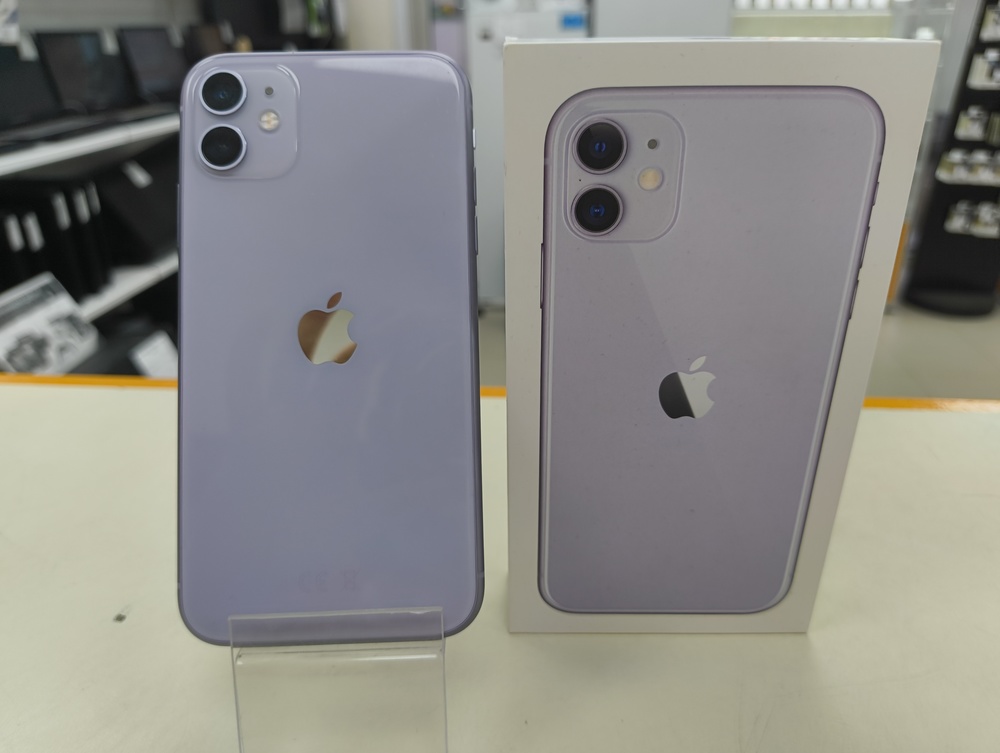 Смартфон Apple iPhone 11 64Gb