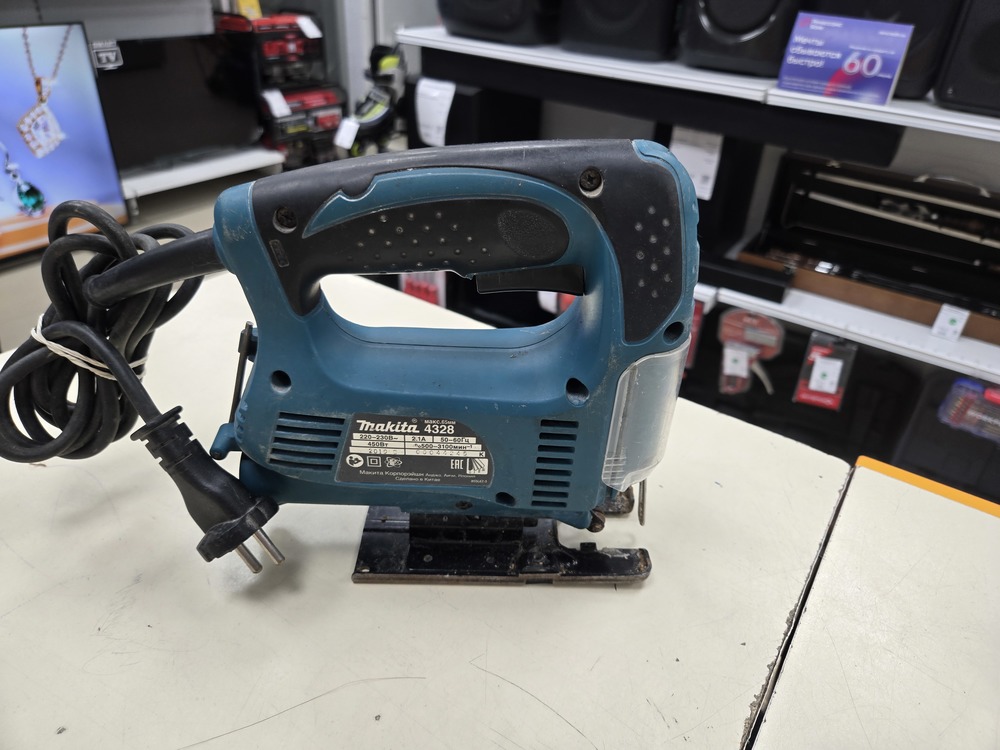 Лобзик Makita 4328