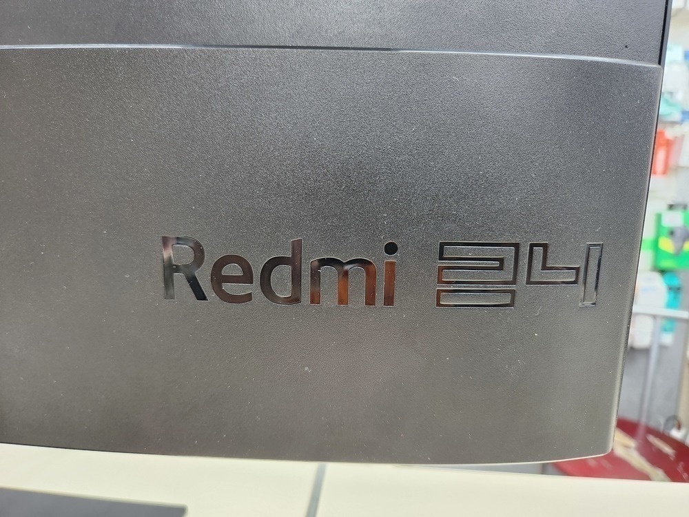 Монитор Xiaomi G24I