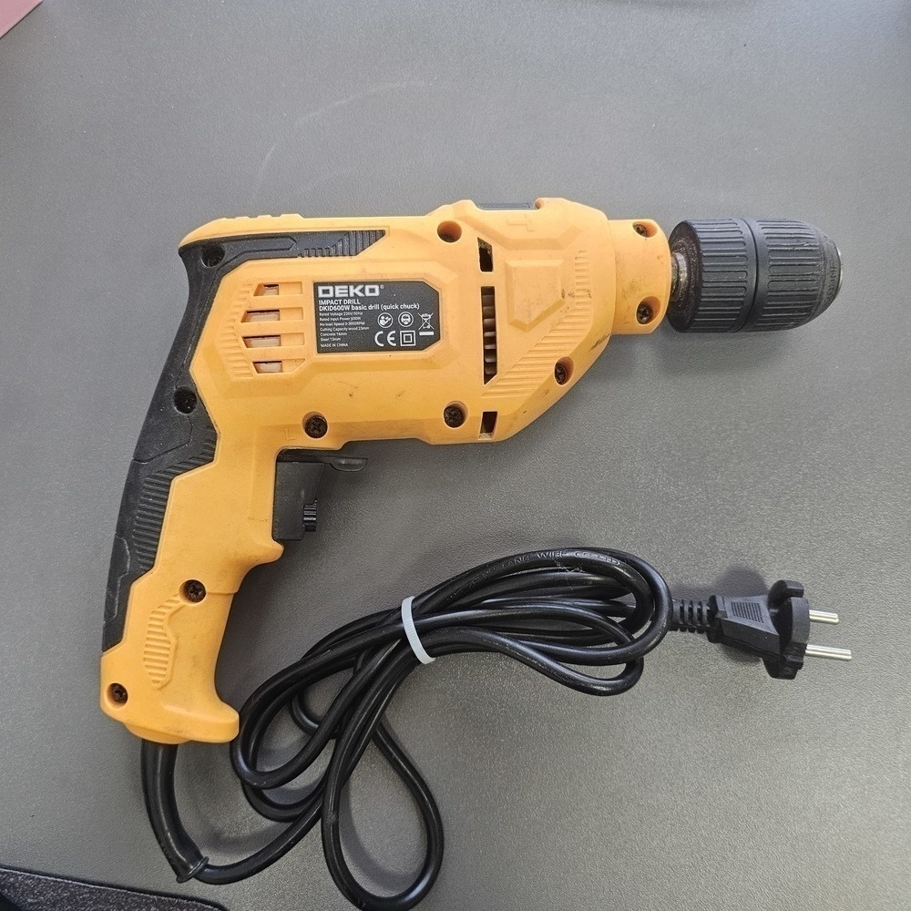Дрель-ударная DEKO DKID600W