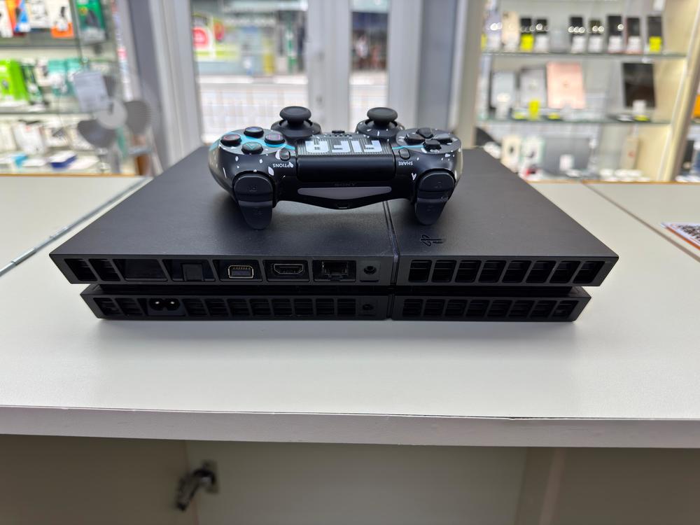 Игровая приставка PlayStation 4 FAT 500GB