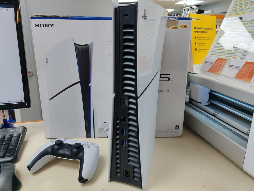Игровая приставка PlayStation 5 Slim 1TB (С дисководом)