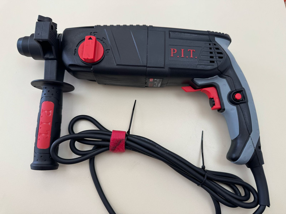 Перфоратор P.I.T. PBH24-C