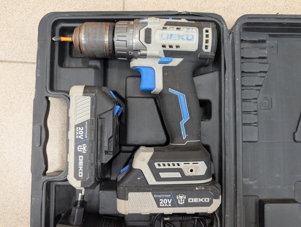 Шуруповерт Deko ZKCID20V