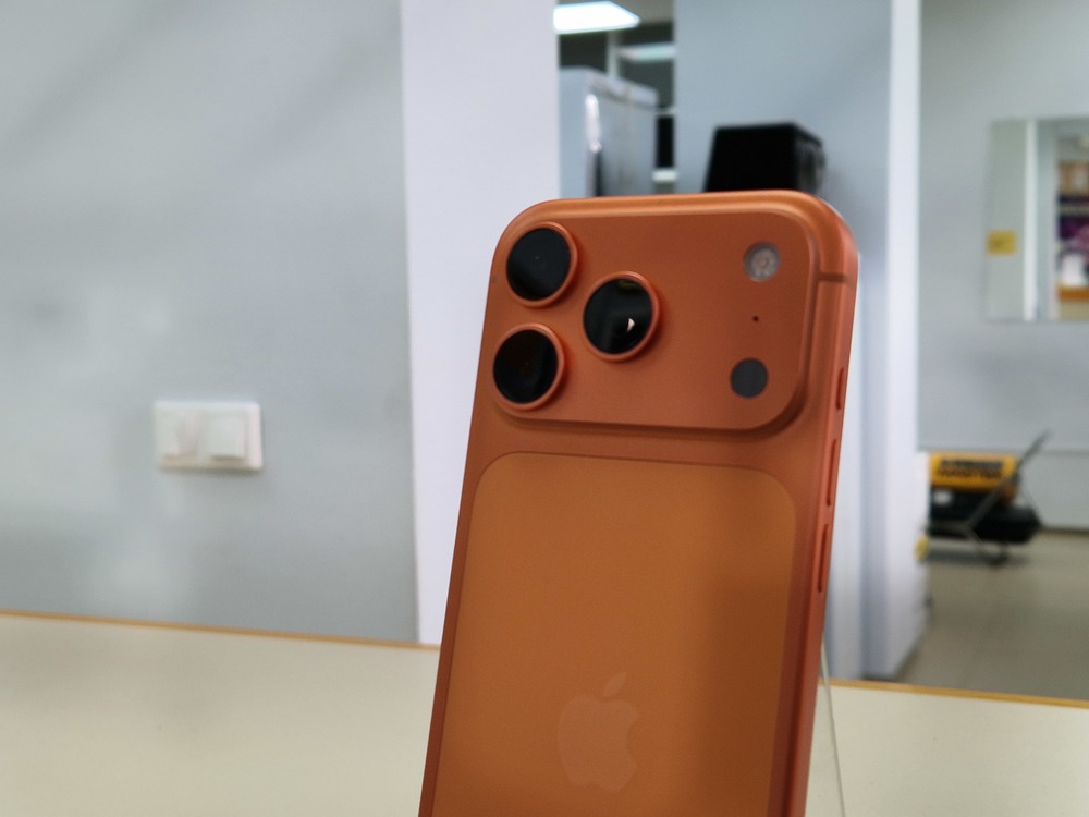 Смартфон Apple Iphone 17 Pro 256Gb