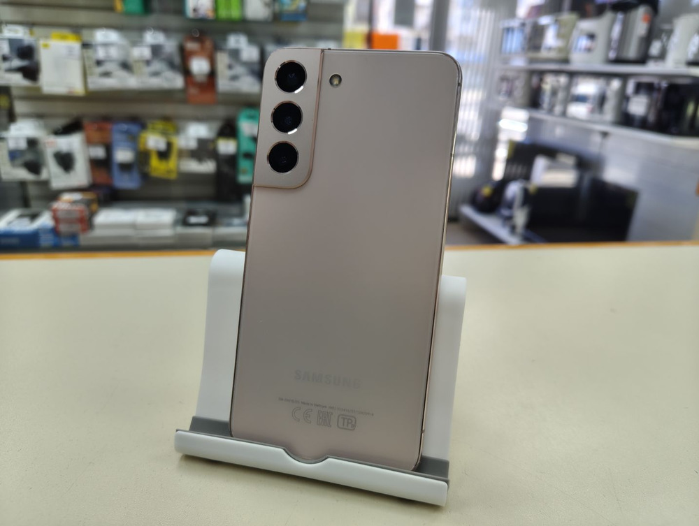 Смартфон Samsung Galaxy S22 8/128