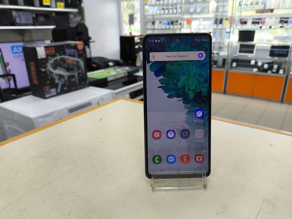 Смартфон Samsung Galaxy S20 FE 6/128