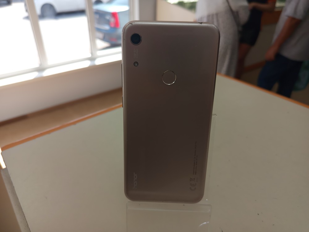 Смартфон Honor 8A 2/32