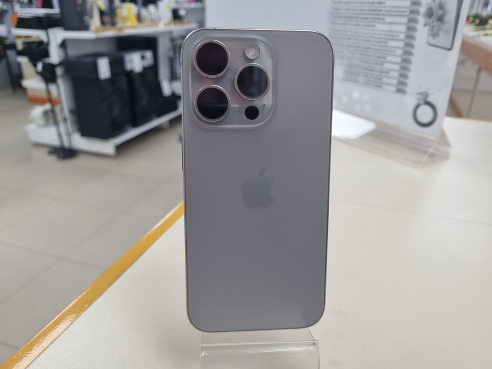 Смартфон Apple Iphone 15 Pro 256Gb