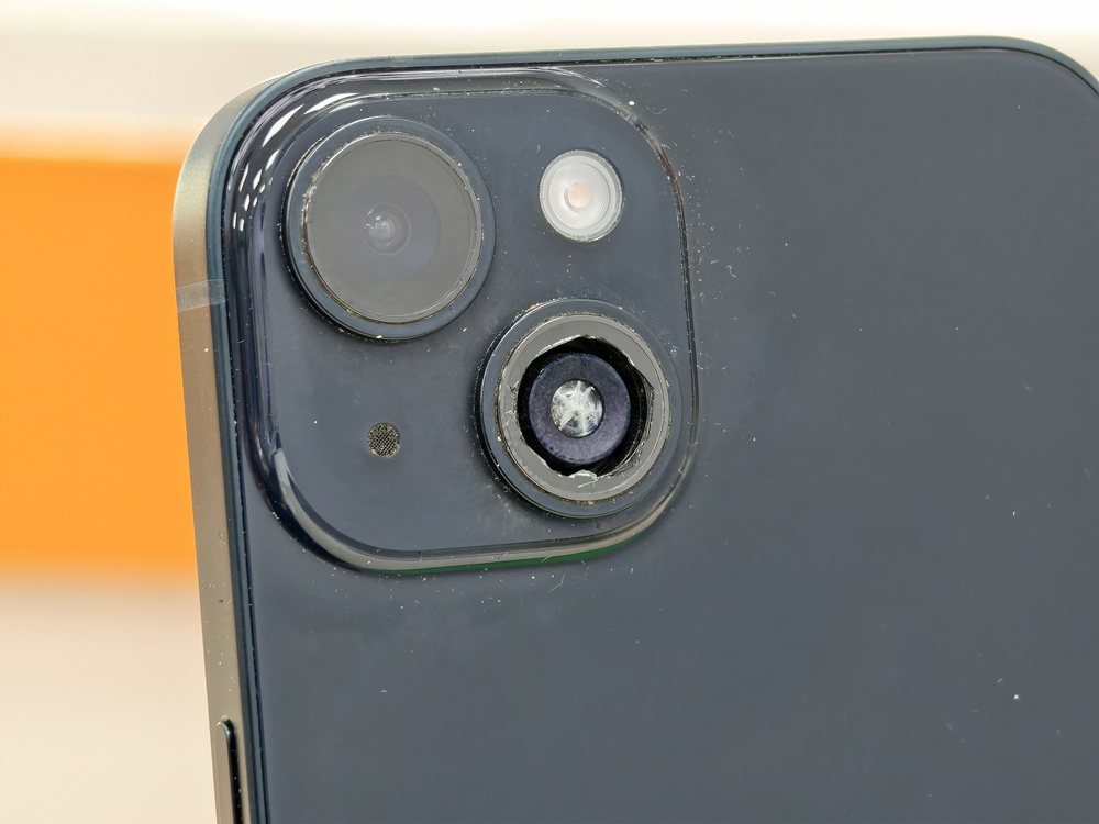 Смартфон Apple Iphone 14 128Gb eSim