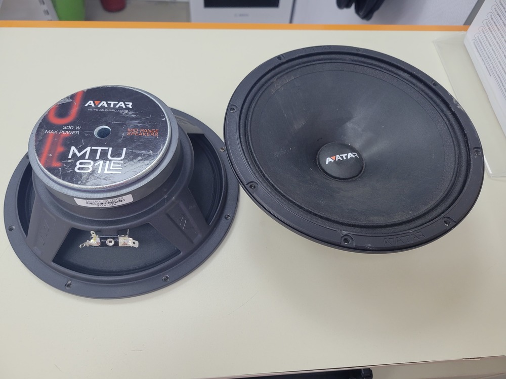 Автоакустика передняя Avatar mtu-81le;