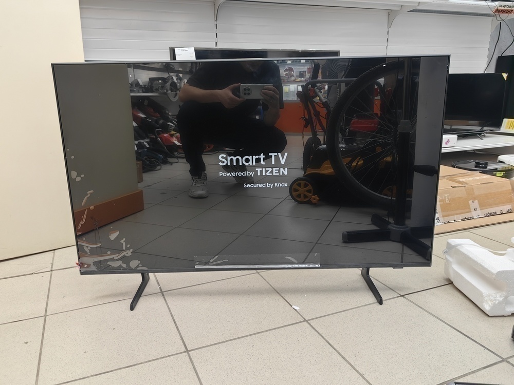 LED Телевизор Samsung UE43DU7100UXRU