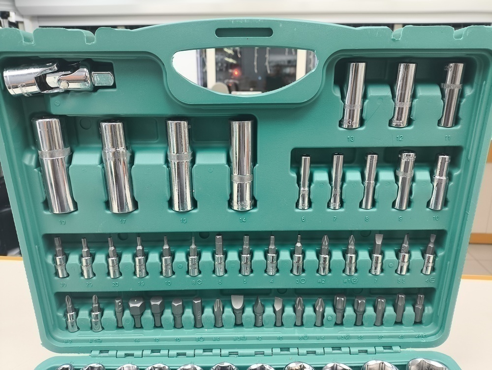 Набор инструментов Prioritet TS-108