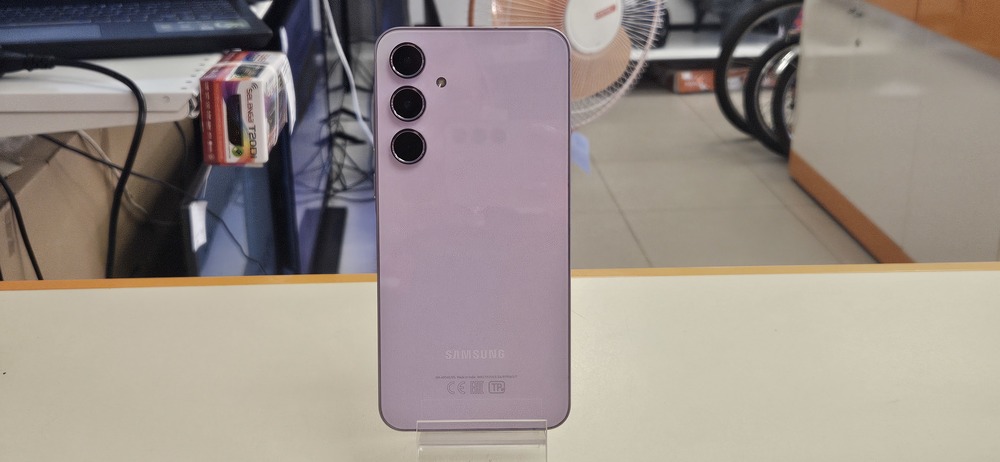 Смартфон Samsung Galaxy A54 8/256