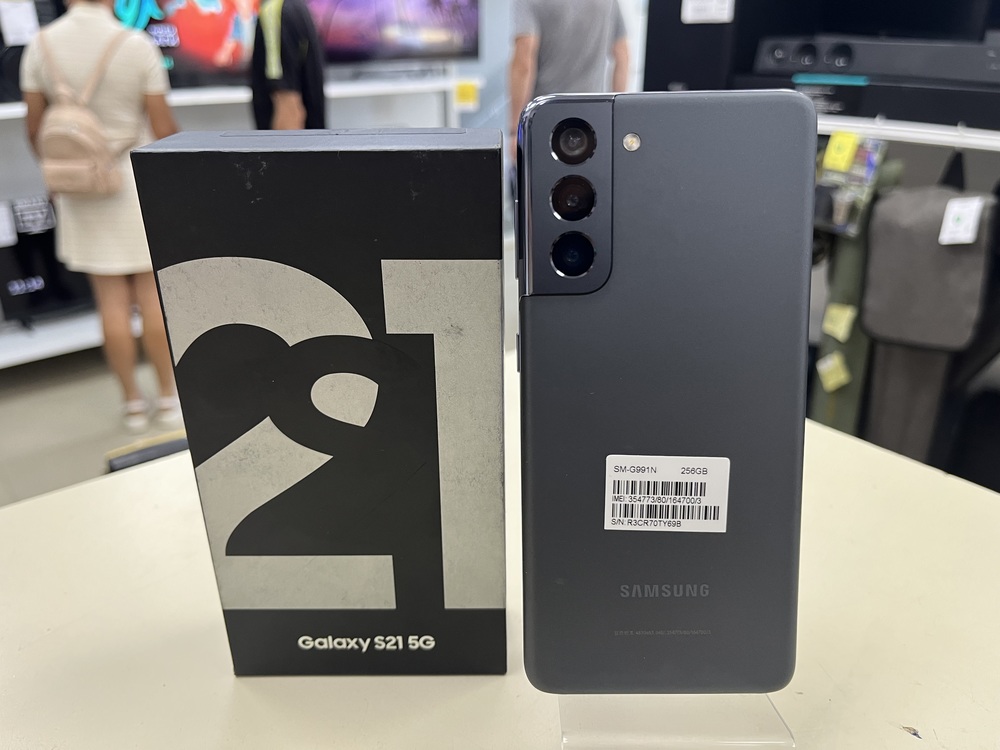 Смартфон Samsung Galaxy S21 5G 8/256