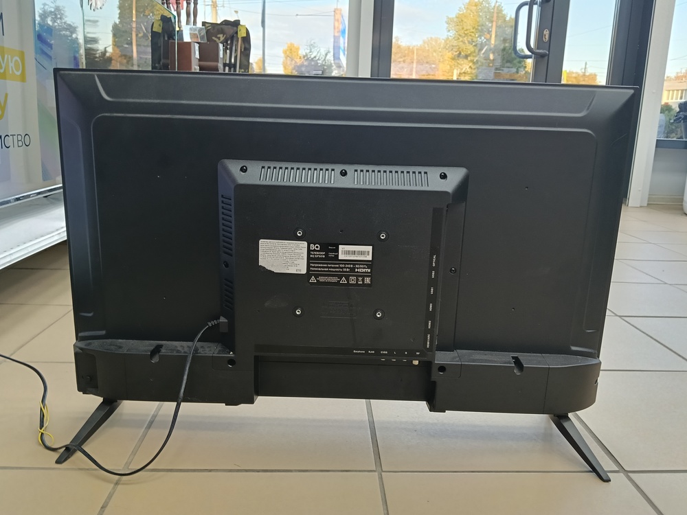LED Телевизор BQ 32FS01B