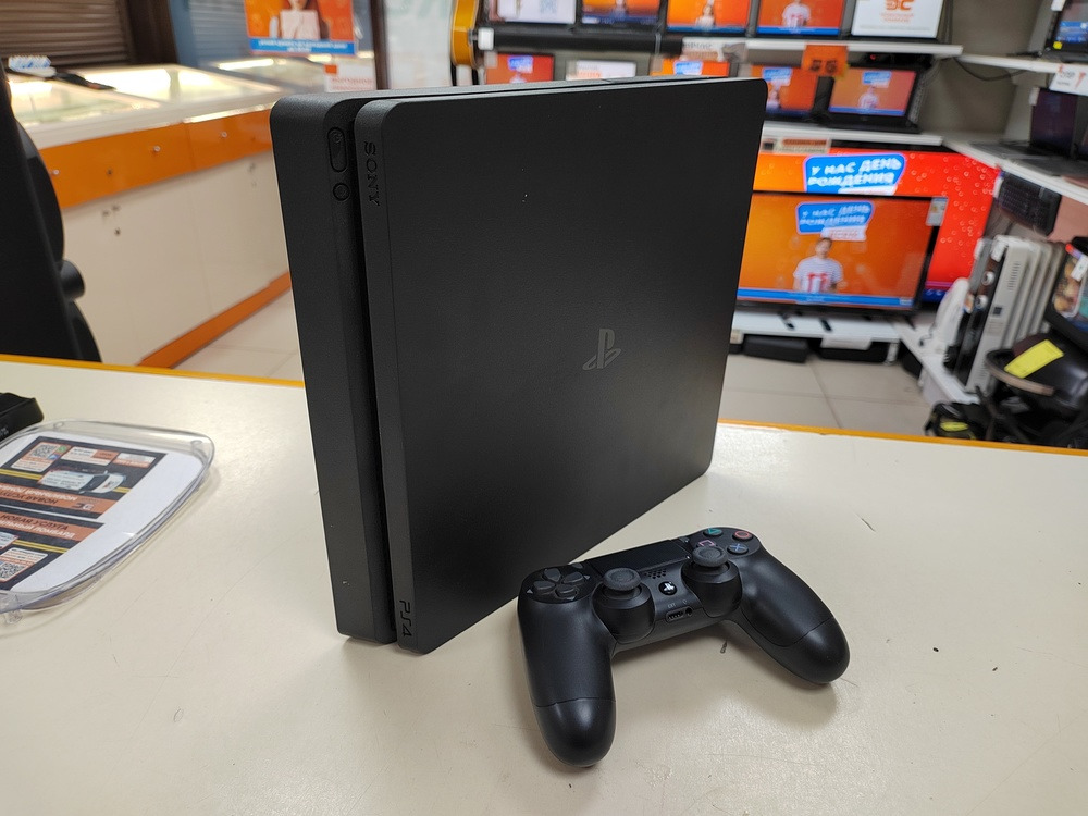 Игровая приставка PlayStation 4 Slim 500GB Игровая приставка PlayStation 4 Slim 500GB