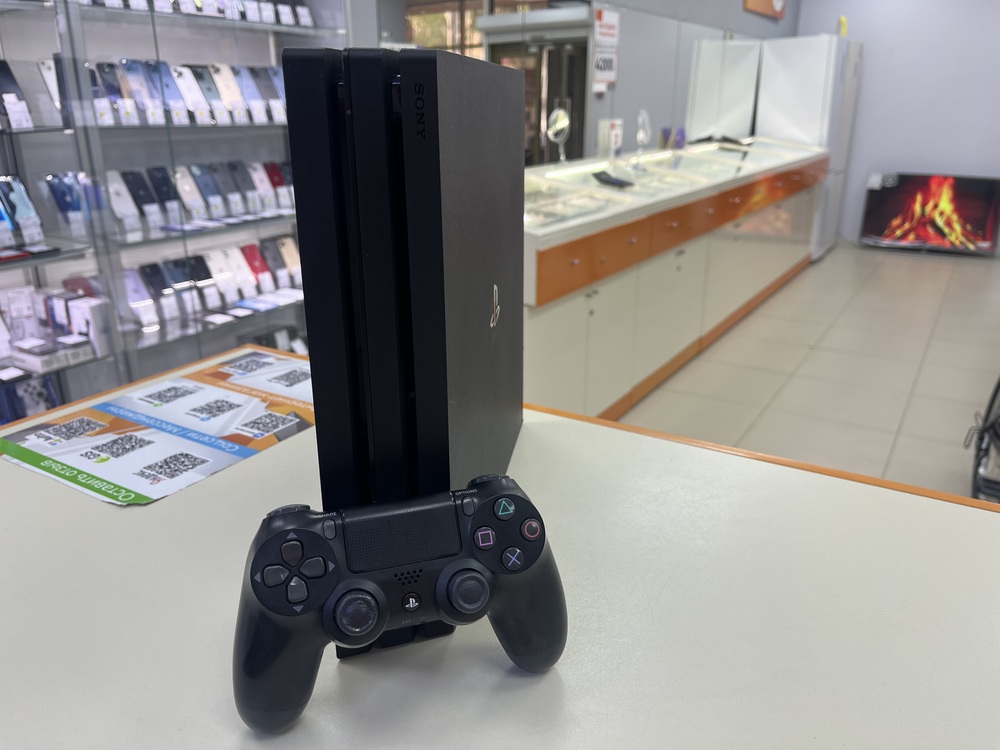 Игровая приставка PlayStation 4 Pro 1Tb