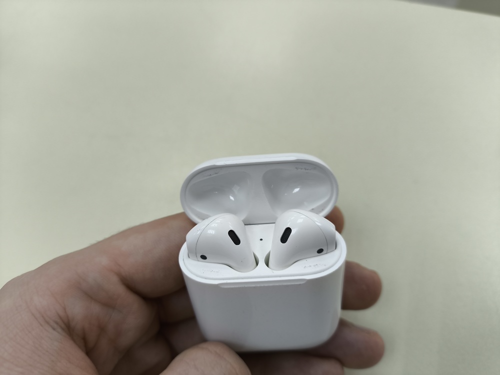 Наушники беспроводные Apple AirPods 2