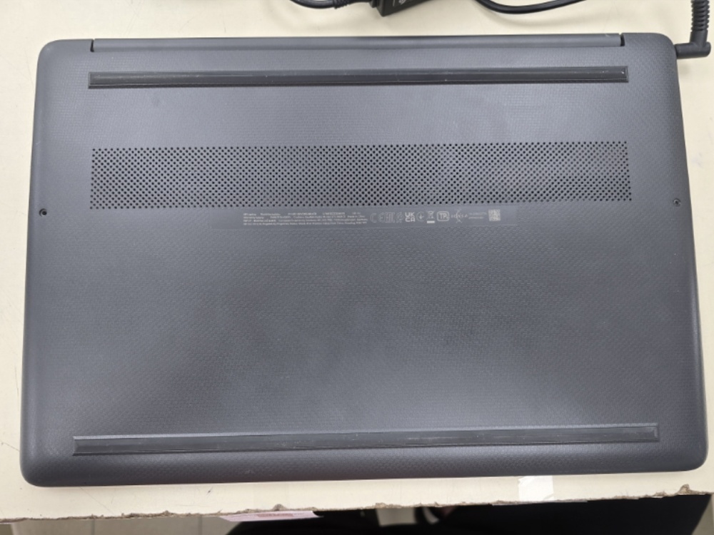 Ноутбук HP HP; AMD 3020e, AMD Radeon (TM) Graphics, 4 Гб, 240 Гб, Нет