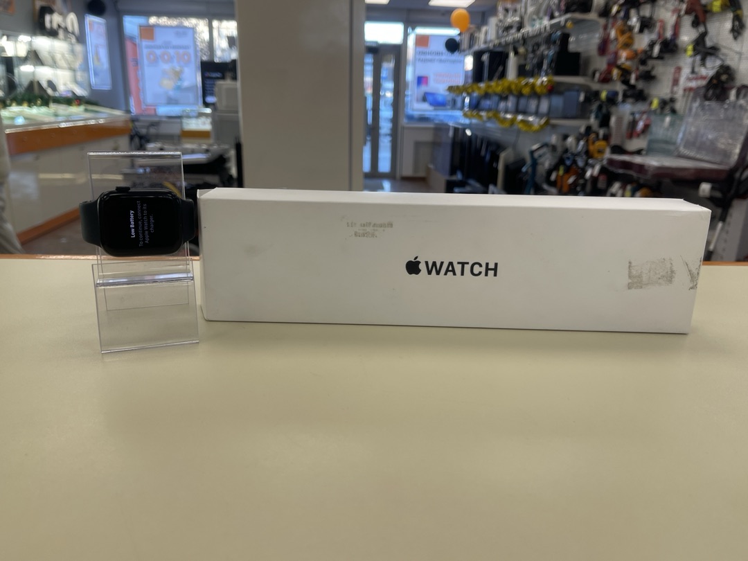 Смарт-часы Apple Watch SE 2022 44mm