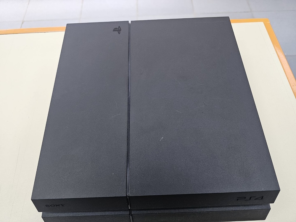 Игровая приставка PlayStation 4 FAT 1Tb