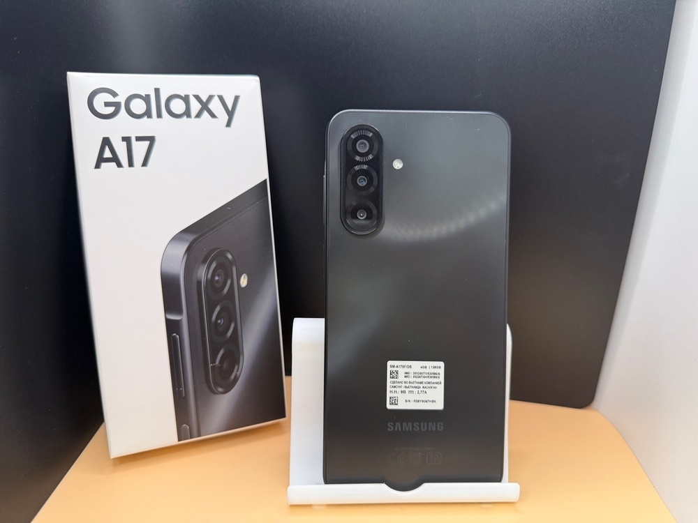 Смартфон Samsung Galaxy A17 4/128