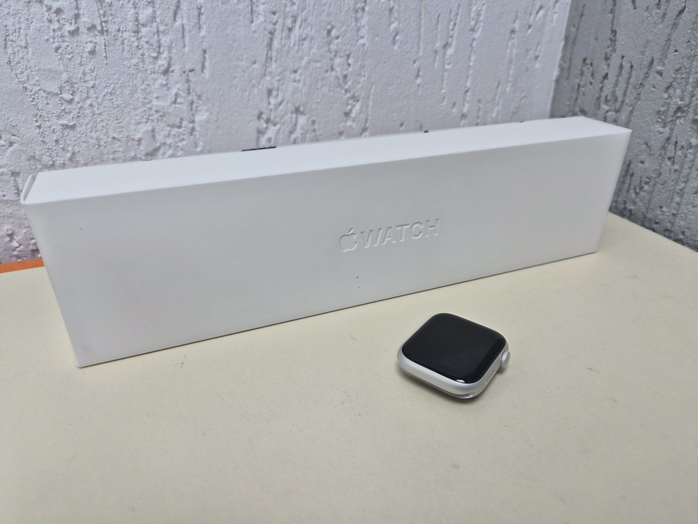 Смарт-часы Apple Watch Series 8 45mm