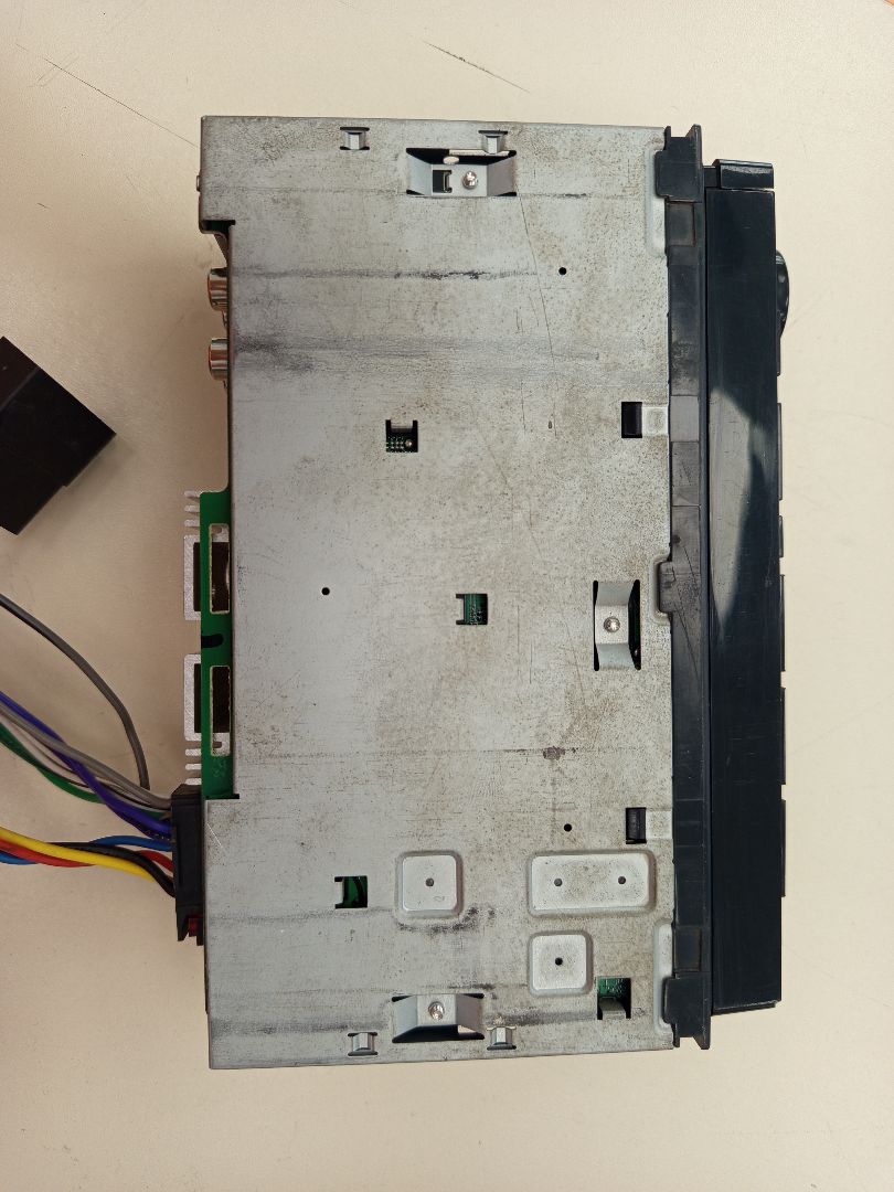 Автомагнитола Kenwood KMM-304Y