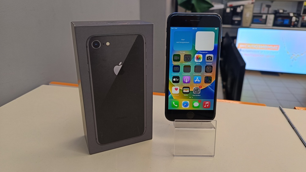 Смартфон Apple iPhone 8 64Gb