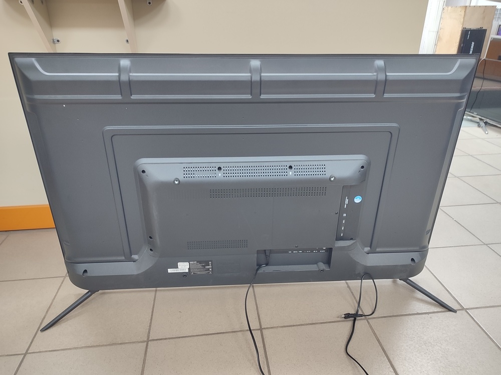 LED Телевизор Dexp 50UHG1
