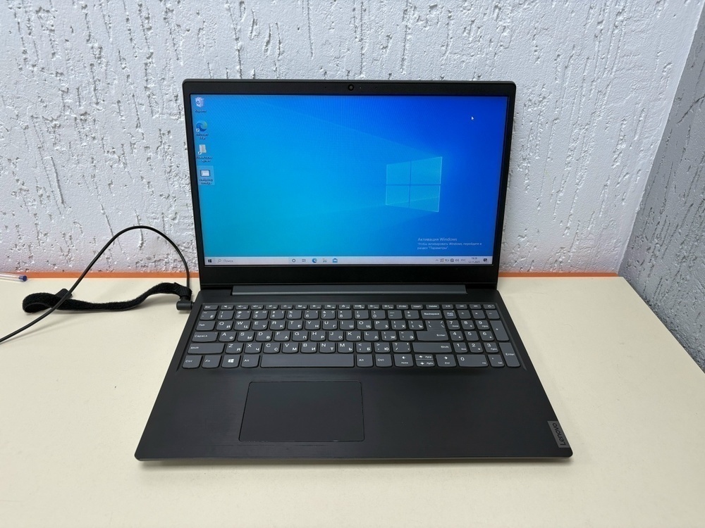 Ноутбук Lenovo; A6-9225, Radeon R4 series, 8 Гб, 128 Гб, Нет