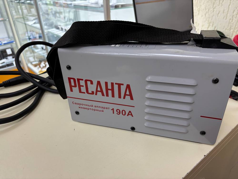 Сварочный аппарат Ресанта САИ-190-ПРОФ