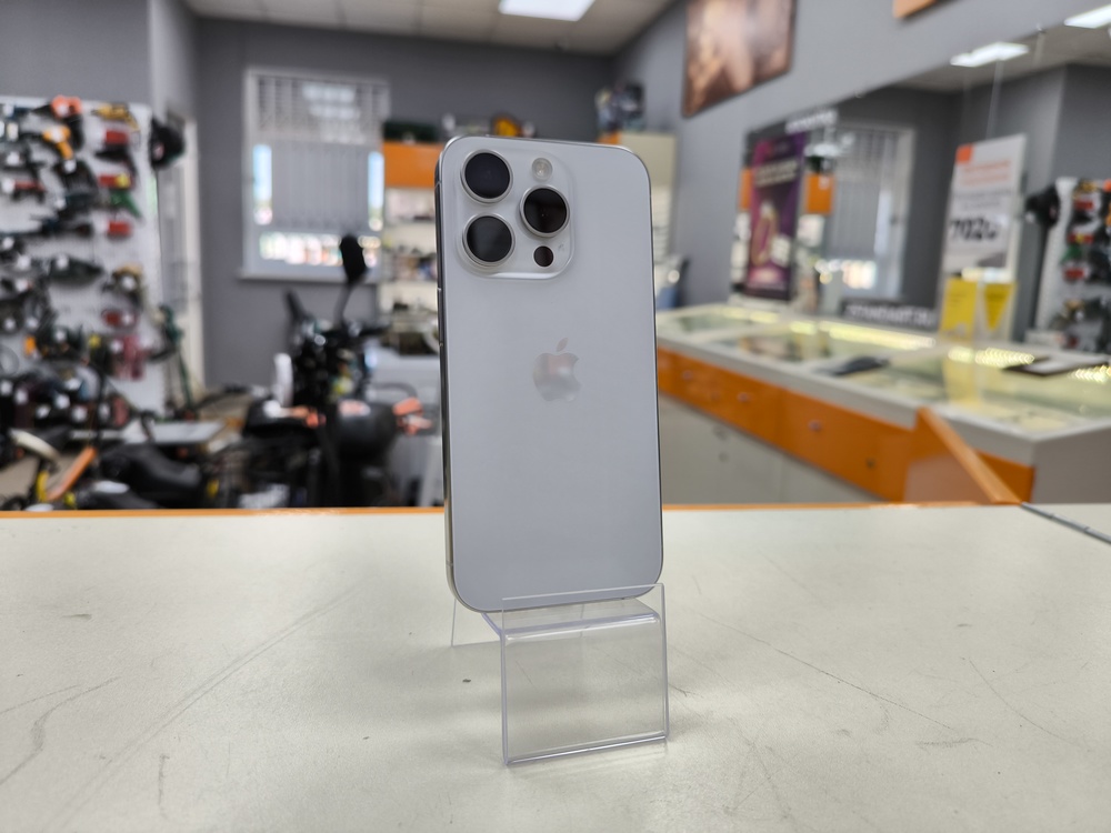 Смартфон Apple Iphone 15 Pro 128Gb