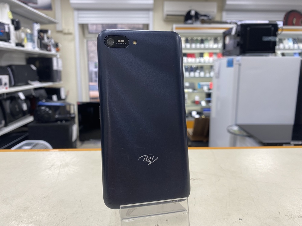 Смартфон Itel A25