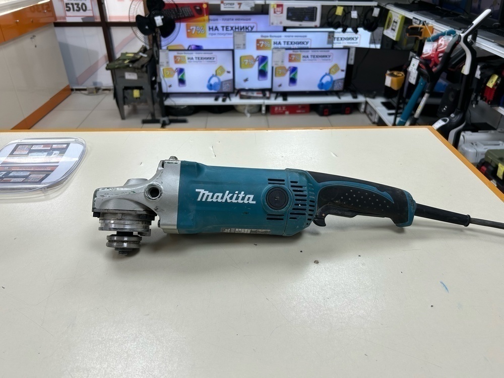 Угловая шлифмашина Makita GA9050