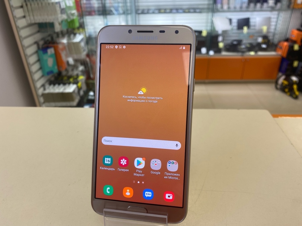 Смартфон Samsung Galaxy J4 2018 3/32
