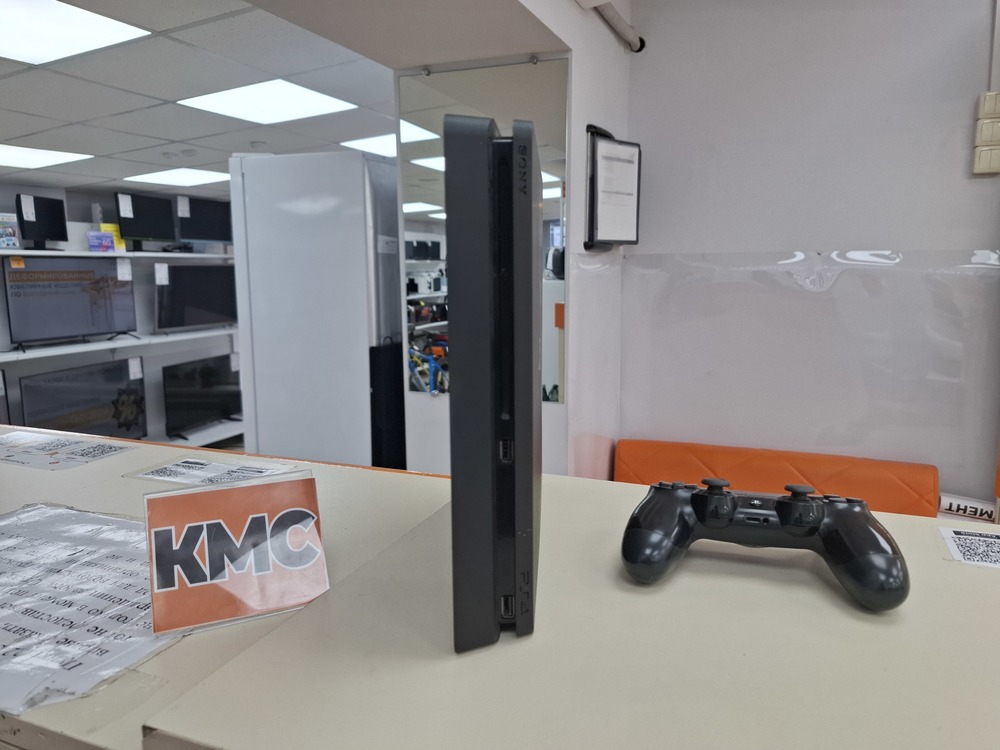 Игровая приставка PlayStation 4 Slim 500GB Игровая приставка PlayStation 4 Slim 500GB